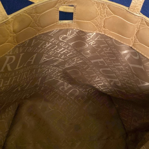 Vintage Furla Tote Handbag, 11.5”X 16”, Some wear/rubbing on the bottom corners. - Picture 10 of 13